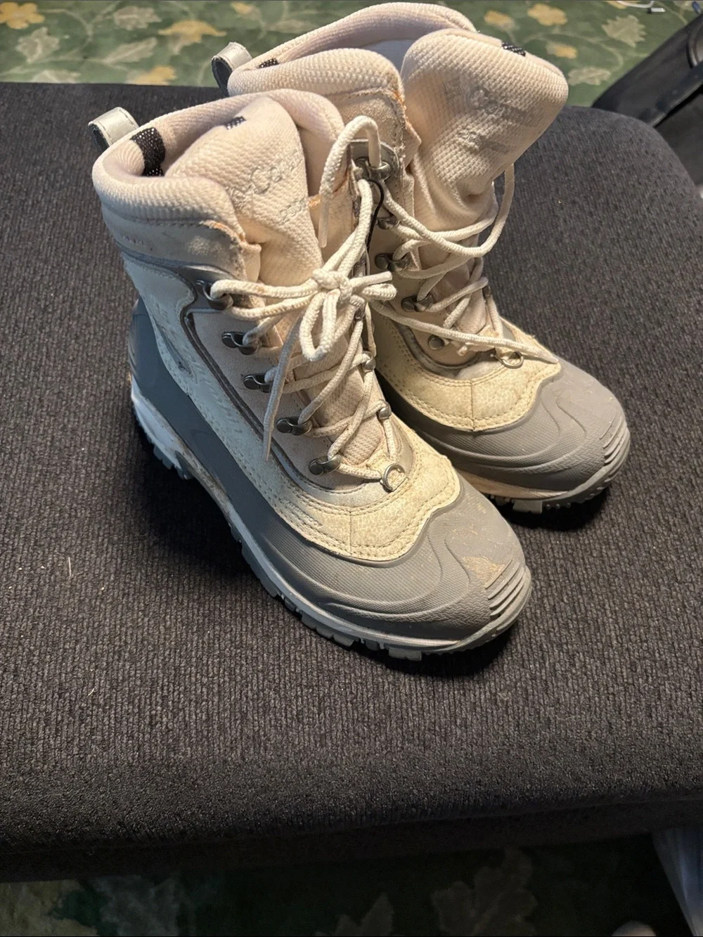 Columbia Men’s Waterproof Snow Boots - Light Gray Cream